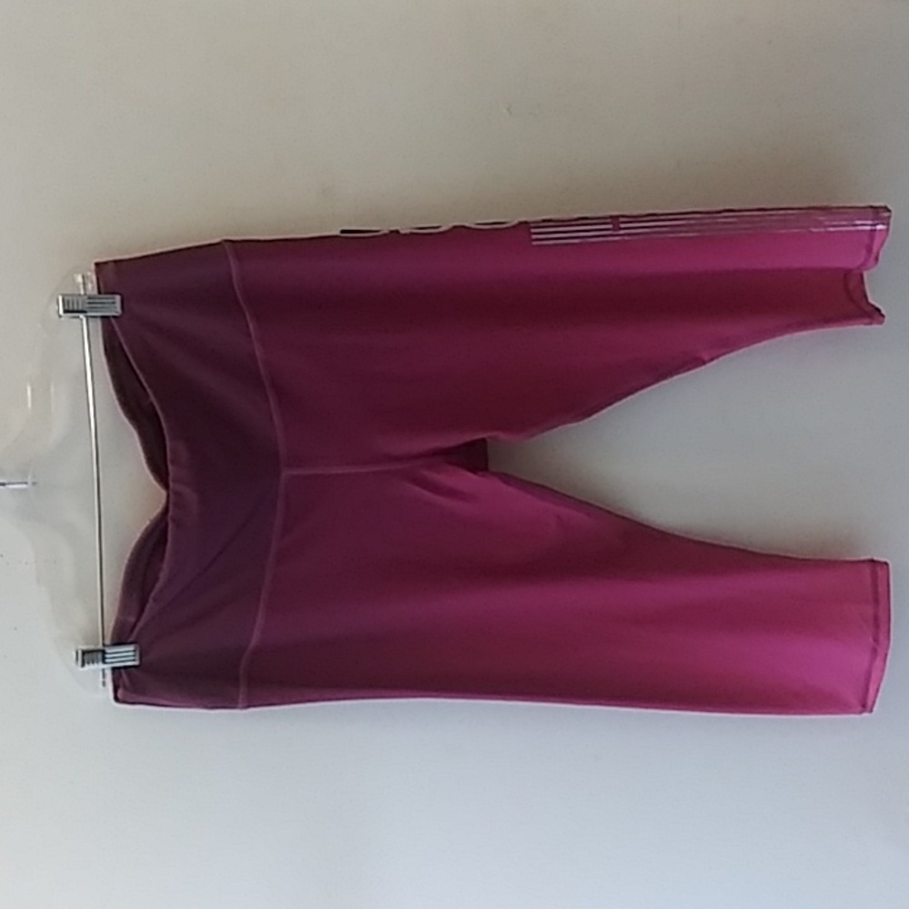 NWT Women's Spot Spandex Leggings L